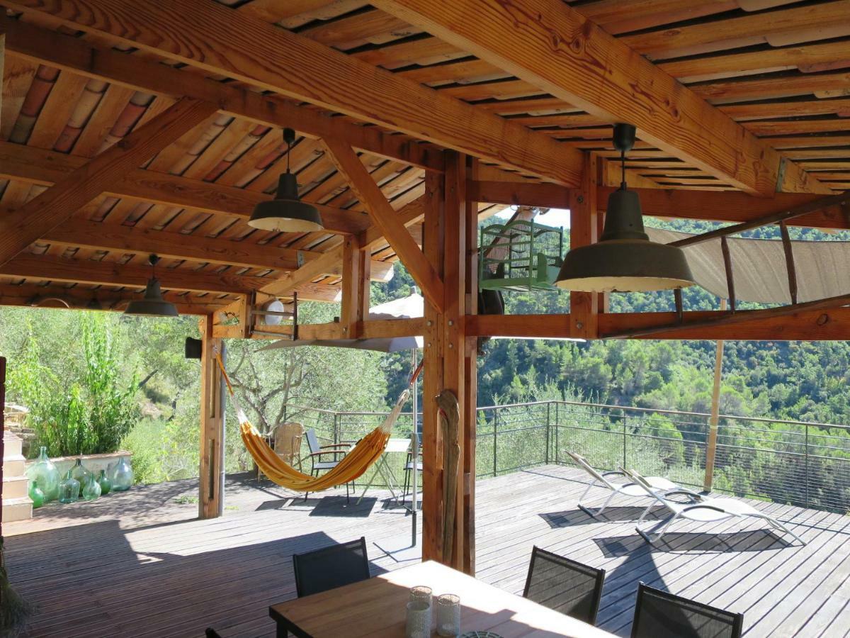Вилла Les Figaires L'Escarene Экстерьер фото