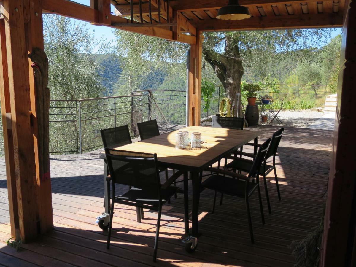 Вилла Les Figaires L'Escarene Экстерьер фото